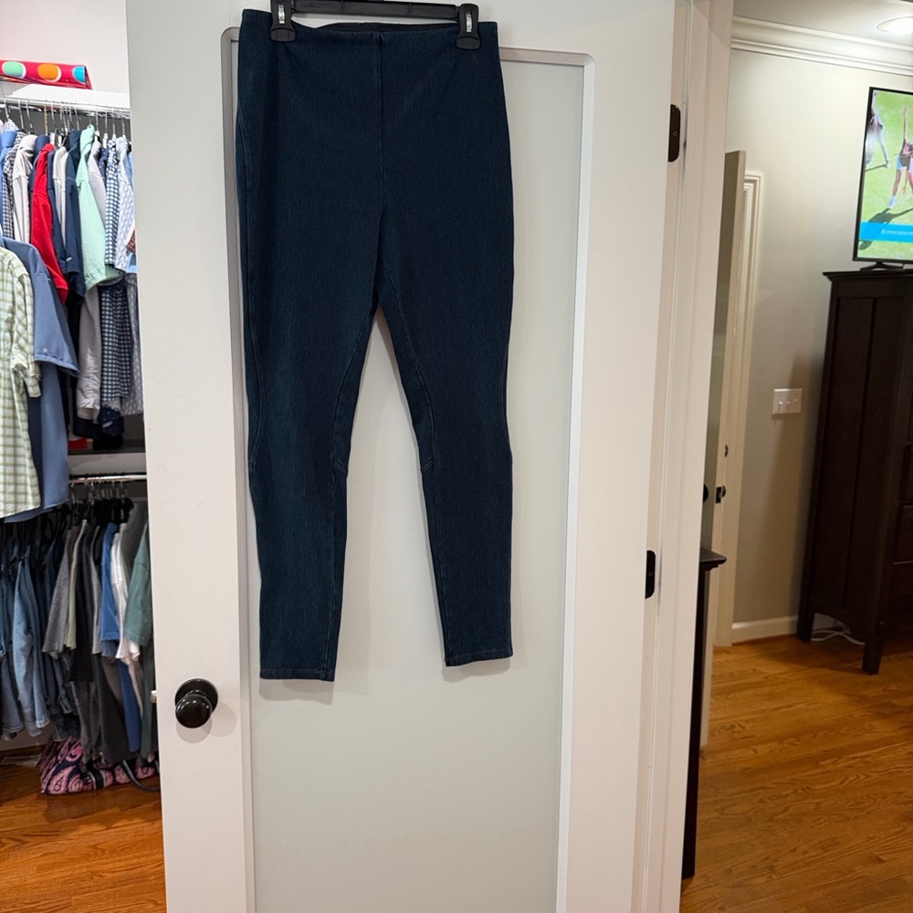 Lysse Dark Wash Stretch Pull-On Skinny Jeans